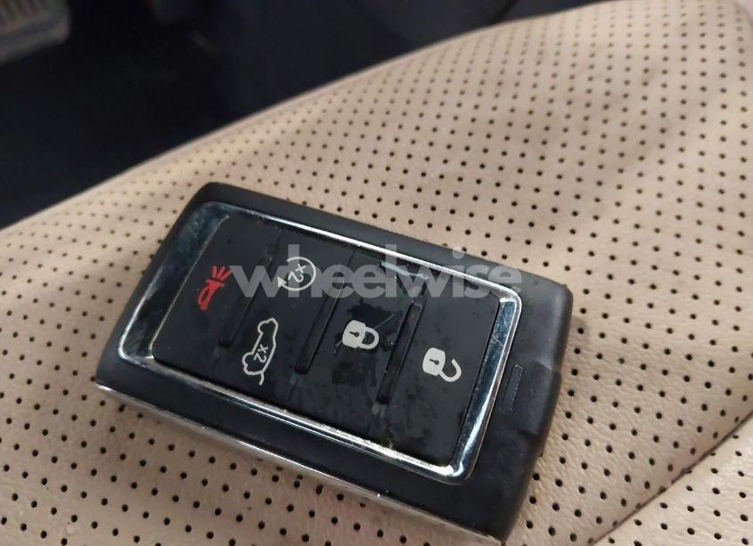 Photo 11 of 2022 Jeep Grand CHEROKEE L LIMITED 4X2 (VIN 1C4RJJBG0N8619033)