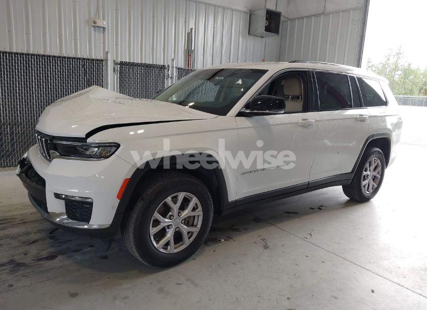 Photo 2 of 2022 Jeep Grand CHEROKEE L LIMITED 4X2 (VIN 1C4RJJBG0N8619033)