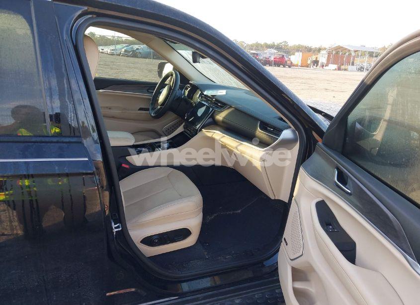 Photo 5 of 2022 Jeep Grand CHEROKEE L LIMITED 4X2 (VIN 1C4RJJBG2N8537594)