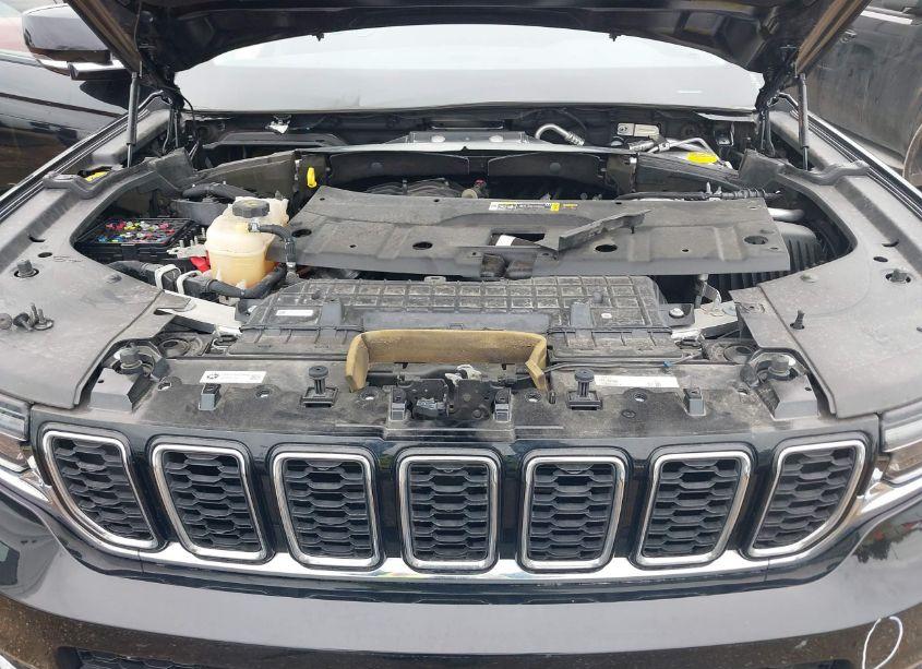 Photo 10 of 2023 Jeep Grand CHEROKEE L LIMITED 4X2 (VIN 1C4RJJBG4P8783548)