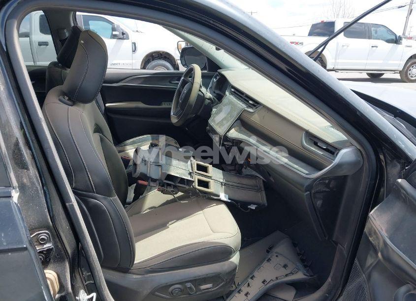 Photo 5 of 2023 Jeep Grand CHEROKEE L LIMITED 4X2 (VIN 1C4RJJBG4P8843652)