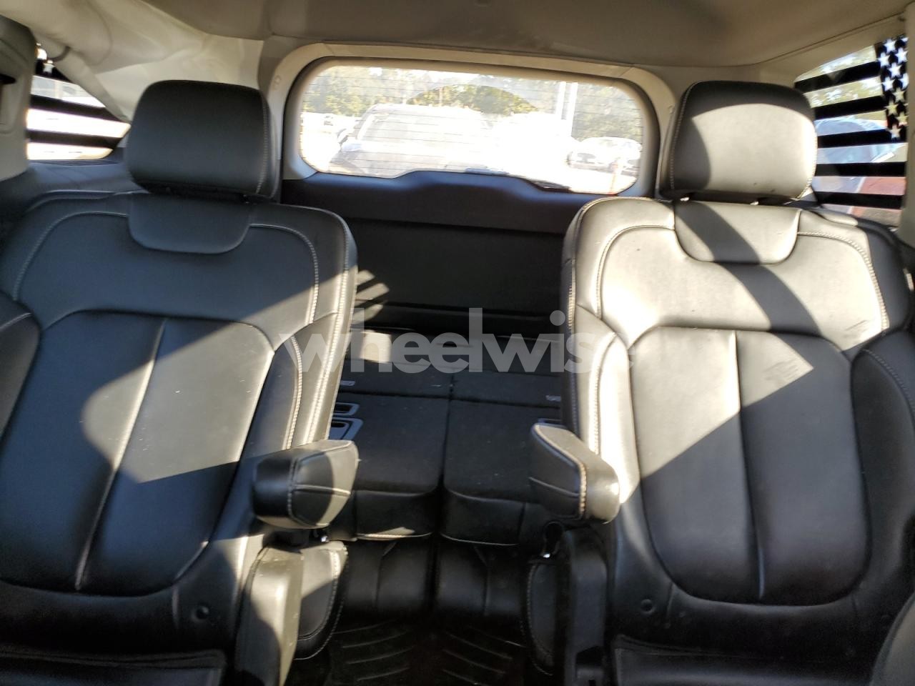 Photo 10 of 2022 JEEP GRAND CHEROKEE L LIMITED (VIN 1C4RJJBG5N8608576)