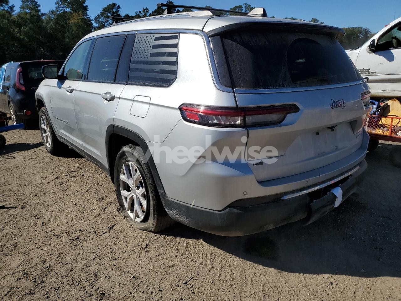 Photo 2 of 2022 JEEP GRAND CHEROKEE L LIMITED (VIN 1C4RJJBG5N8608576)