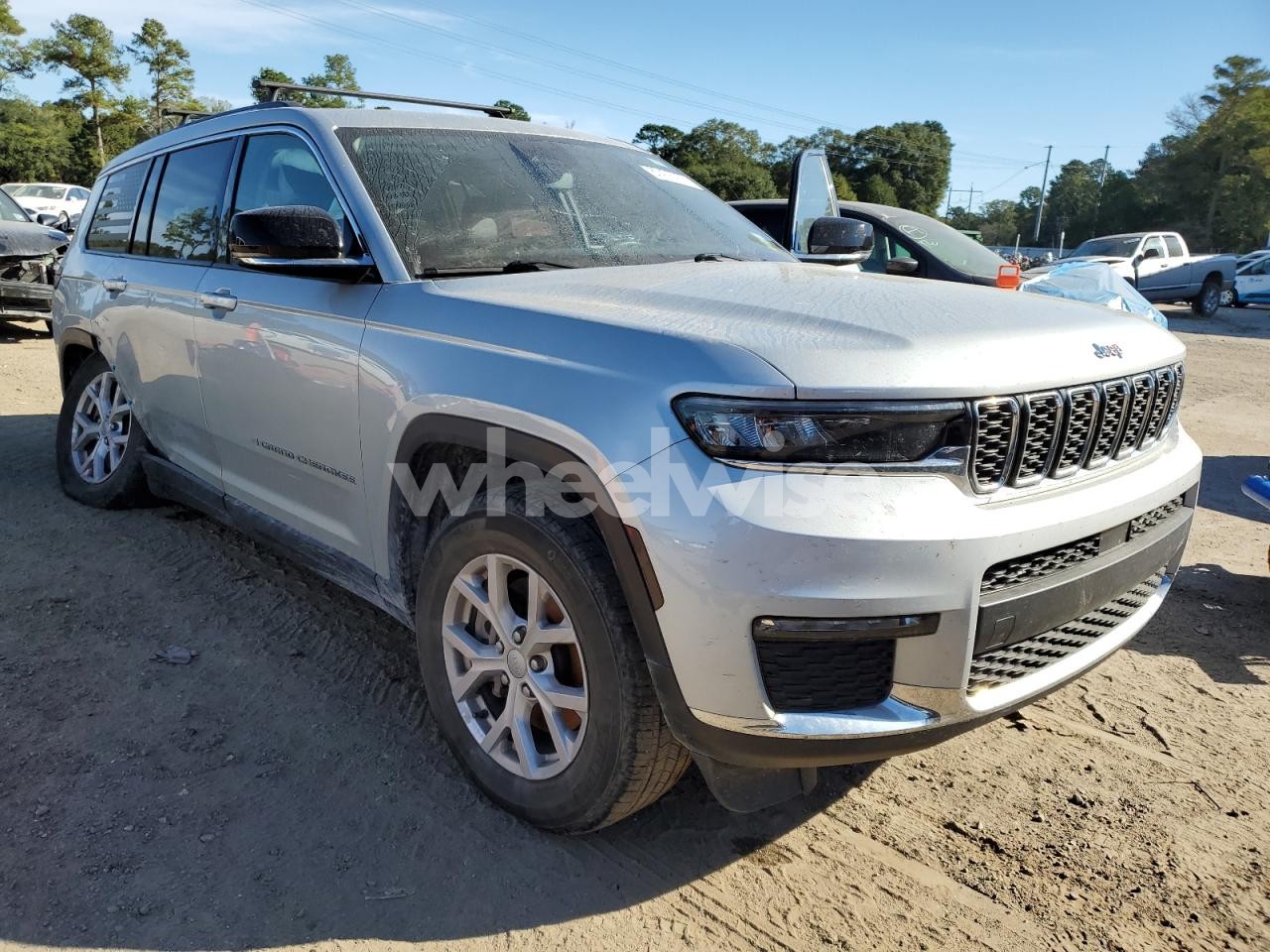 Photo 4 of 2022 JEEP GRAND CHEROKEE L LIMITED (VIN 1C4RJJBG5N8608576)