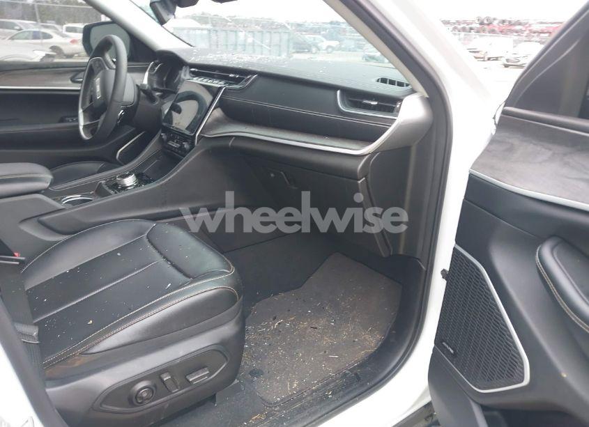 Photo 5 of 2024 Jeep Grand CHEROKEE L LIMITED 4X2 (VIN 1C4RJJBG6R8922629)