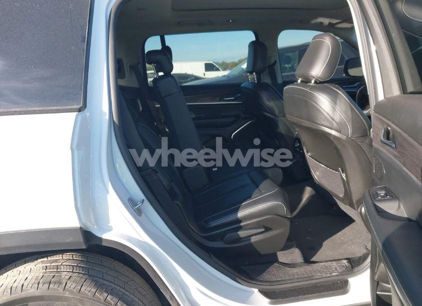 Photo 8 of 2022 Jeep Grand CHEROKEE L LIMITED 4X2 (VIN 1C4RJJBG7N8631356)