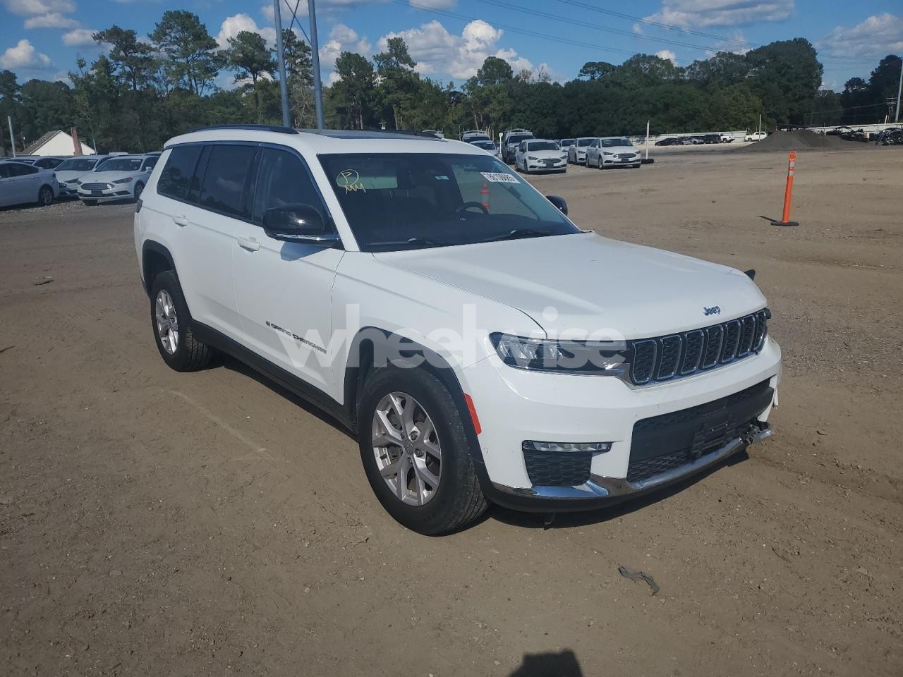 Photo 4 of 2022 JEEP GRAND CHEROKEE L LIMITED (VIN 1C4RJJBG8N8537311)