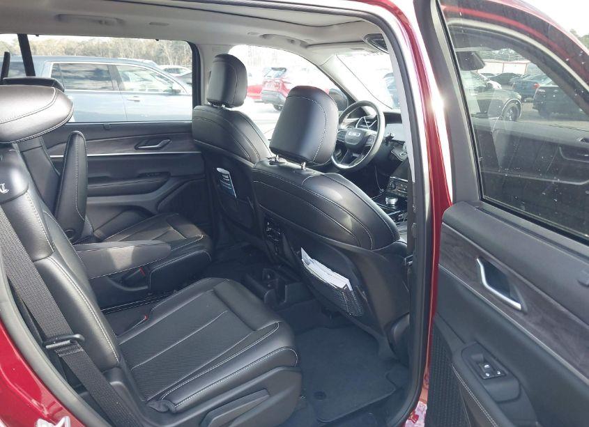 Photo 8 of 2023 Jeep Grand CHEROKEE L LIMITED 4X2 (VIN 1C4RJJBG8P8806751)