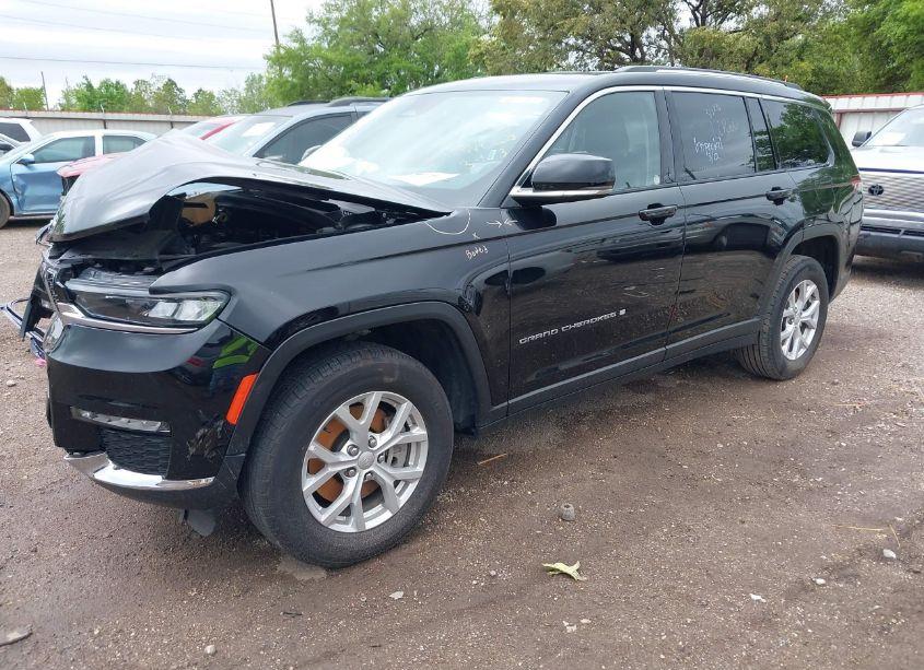 Photo 2 of 2023 Jeep Grand CHEROKEE L LIMITED 4X2 (VIN 1C4RJJBGXP8733642)
