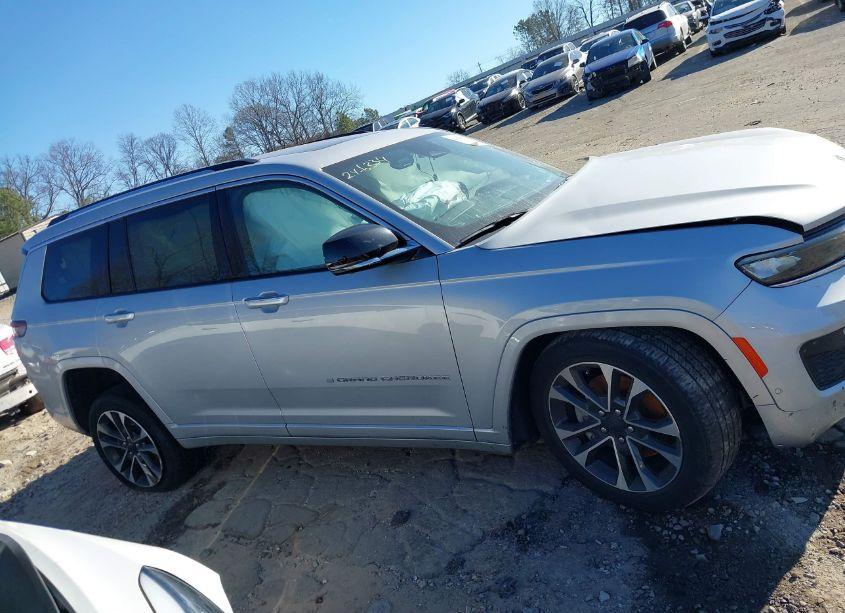 Photo 12 of 2023 Jeep Grand CHEROKEE L OVERLAND 4X2 (VIN 1C4RJJDG4P8703940)