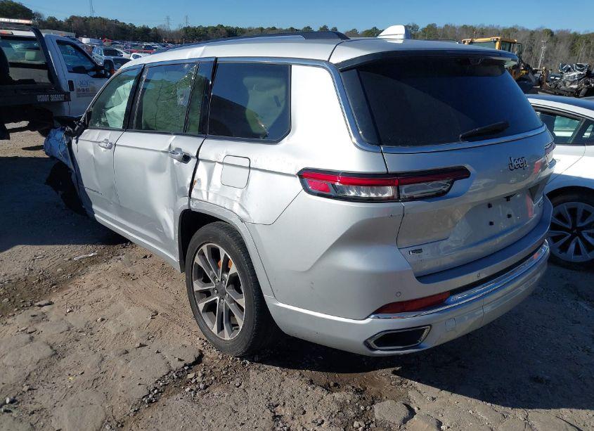 Photo 3 of 2023 Jeep Grand CHEROKEE L OVERLAND 4X2 (VIN 1C4RJJDG4P8703940)