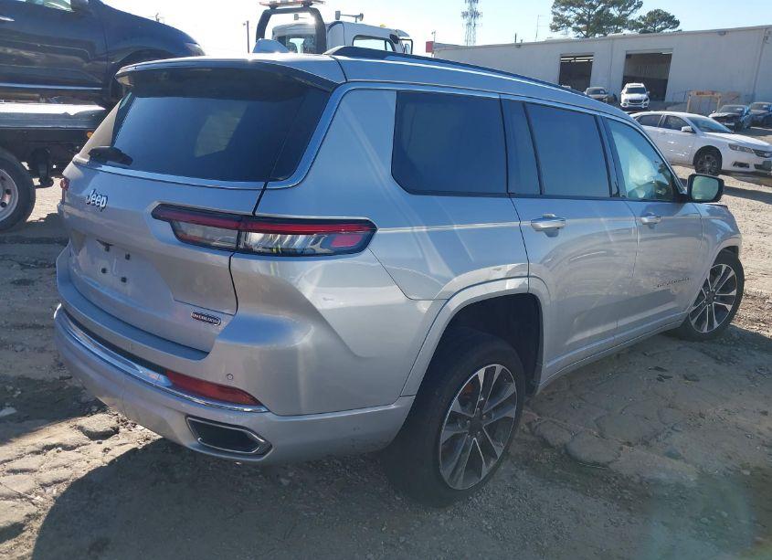 Photo 4 of 2023 Jeep Grand CHEROKEE L OVERLAND 4X2 (VIN 1C4RJJDG4P8703940)