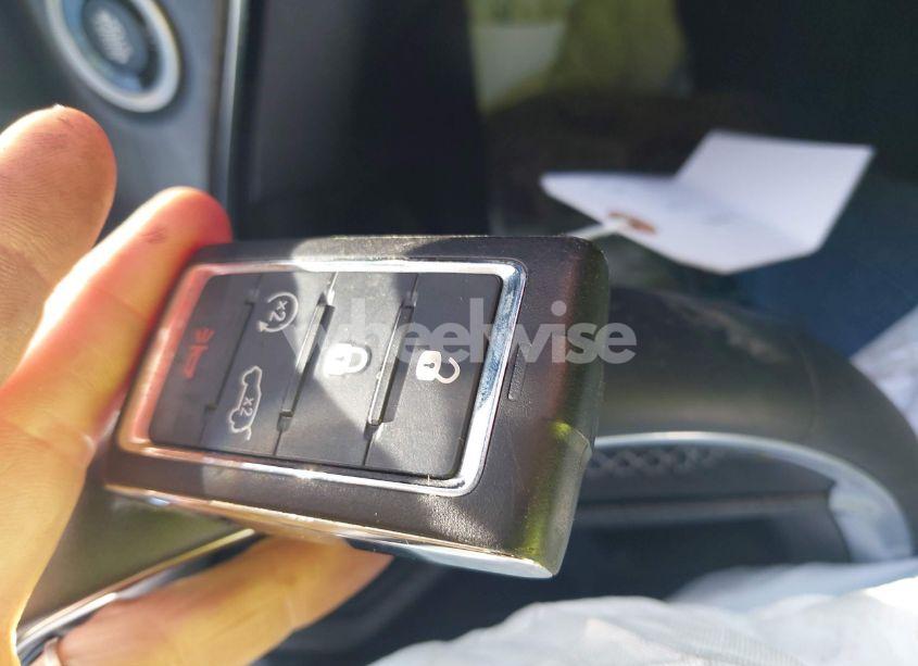 Photo 11 of 2022 Jeep Grand CHEROKEE L OVERLAND 4X2 (VIN 1C4RJJDG6N8570854)