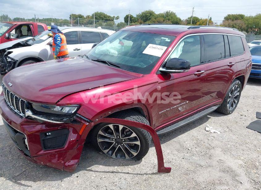 Photo 2 of 2021 Jeep Grand CHEROKEE L OVERLAND 4X2 (VIN 1C4RJJDG7M8204108)