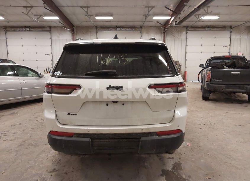 Photo 17 of 2023 Jeep Grand CHEROKEE L ALTITUDE 4X4 (VIN 1C4RJKAG0P8799799)