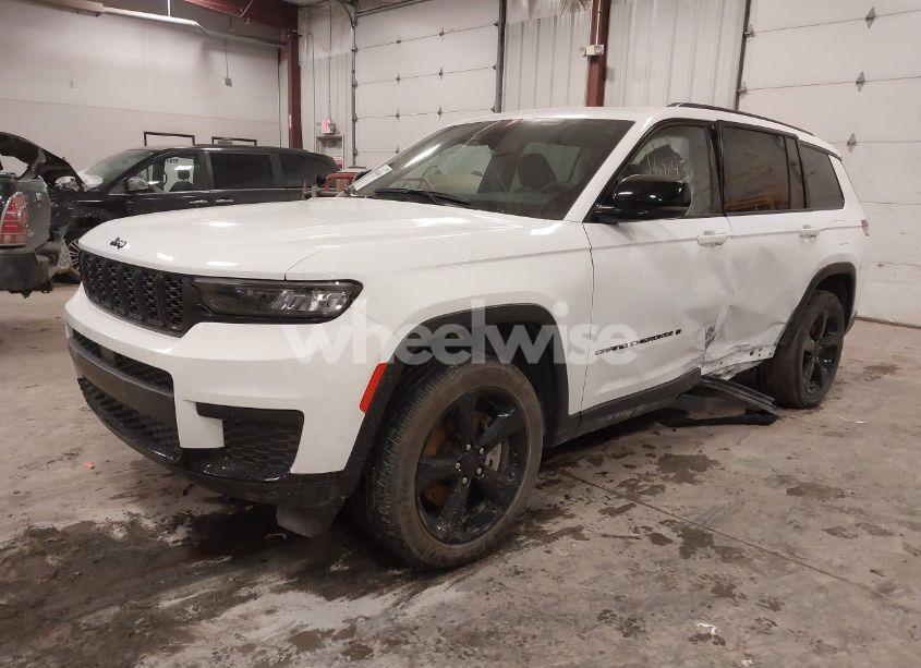 Photo 2 of 2023 Jeep Grand CHEROKEE L ALTITUDE 4X4 (VIN 1C4RJKAG0P8799799)