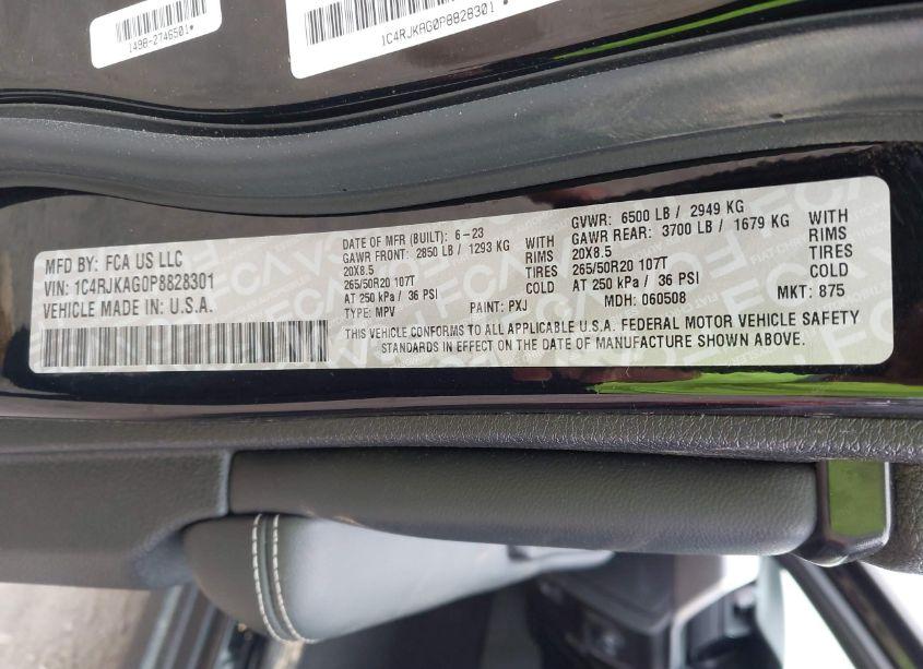 Photo 9 of 2023 Jeep Grand CHEROKEE L ALTITUDE 4X4 (VIN 1C4RJKAG0P8828301)