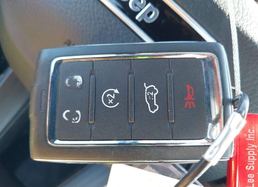 Photo 11 of 2024 Jeep Grand CHEROKEE L ALTITUDE 4X4 (VIN 1C4RJKAG0R8535579)