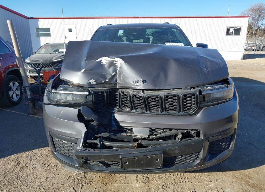 Photo 13 of 2024 Jeep Grand CHEROKEE L ALTITUDE 4X4 (VIN 1C4RJKAG0R8535579)