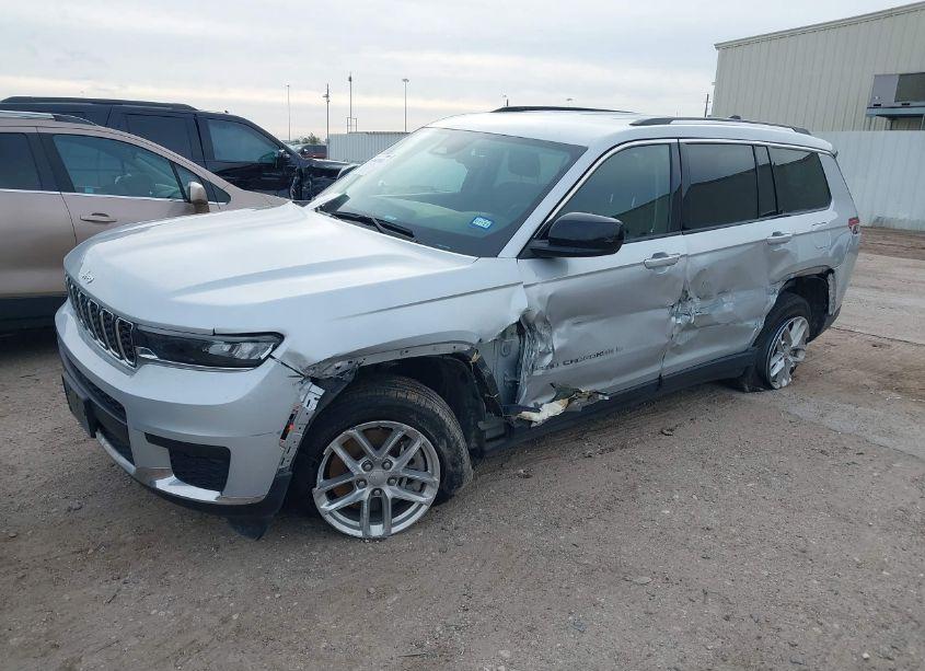 Photo 2 of 2023 Jeep Grand CHEROKEE L LAREDO 4X4 (VIN 1C4RJKAG1P8808090)