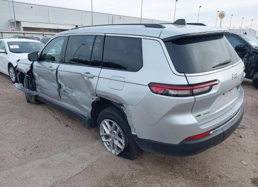 Photo 3 of 2023 Jeep Grand CHEROKEE L LAREDO 4X4 (VIN 1C4RJKAG1P8808090)