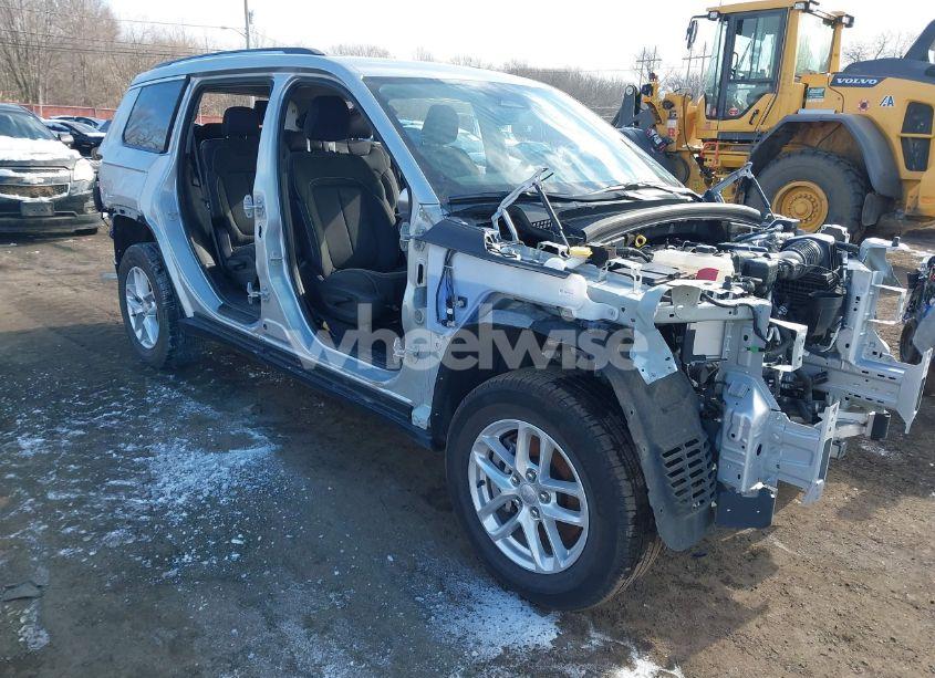 2023 Jeep Grand CHEROKEE L LAREDO 4X4 (VIN 1C4RJKAG1P8865521) main photo