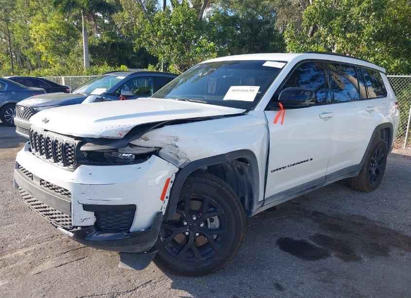 Photo 2 of 2024 Jeep Grand CHEROKEE L ALTITUDE 4X4 (VIN 1C4RJKAG1R8507726)