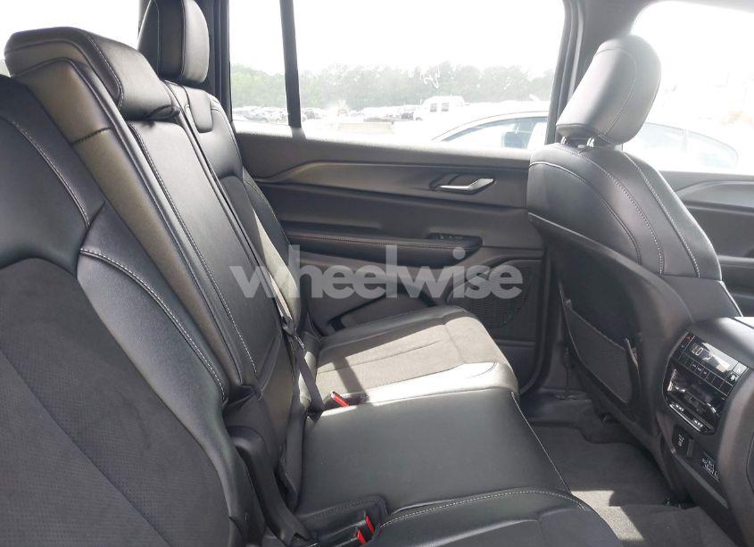 Photo 8 of 2024 Jeep Grand CHEROKEE L ALTITUDE 4X4 (VIN 1C4RJKAG1R8515177)