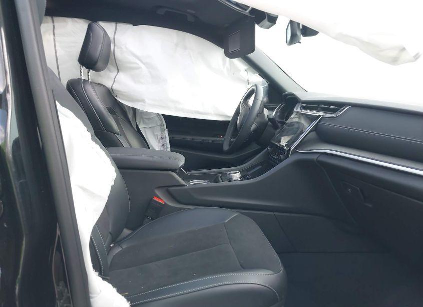 Photo 5 of 2023 Jeep Grand CHEROKEE L ALTITUDE X 4X4 (VIN 1C4RJKAG2P8879475)