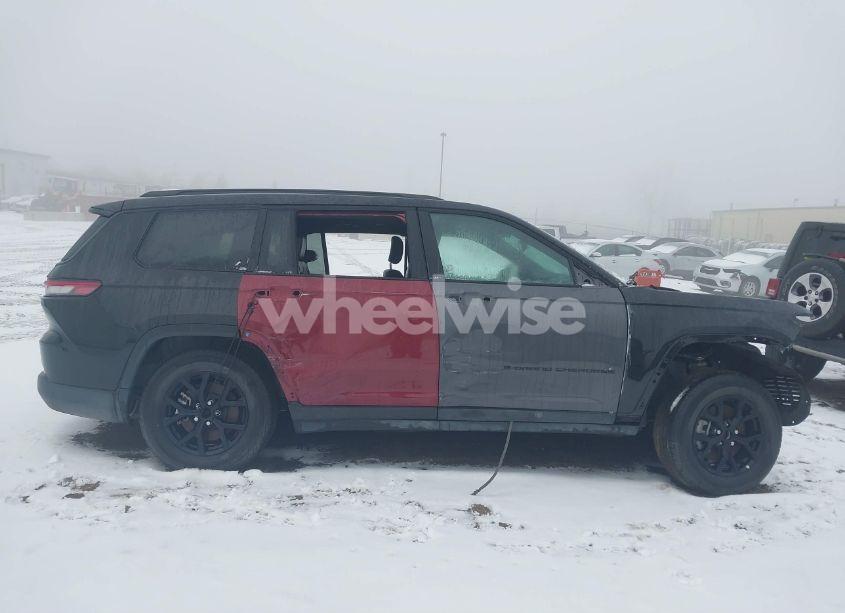 Photo 13 of 2024 Jeep Grand CHEROKEE L ALTITUDE 4X4 (VIN 1C4RJKAG2R8517374)