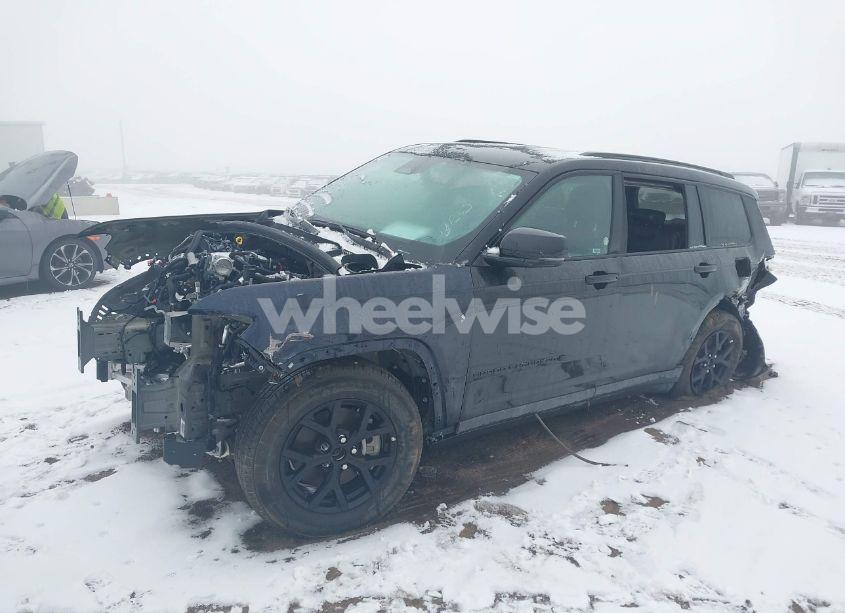 Photo 2 of 2024 Jeep Grand CHEROKEE L ALTITUDE 4X4 (VIN 1C4RJKAG2R8517374)