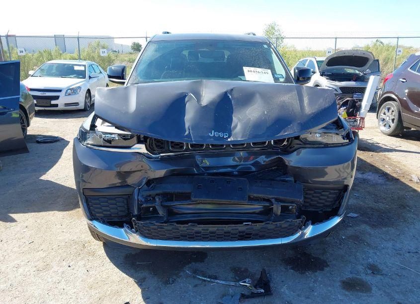 Photo 6 of 2024 Jeep Grand CHEROKEE L LAREDO 4X4 (VIN 1C4RJKAG2R8919105)