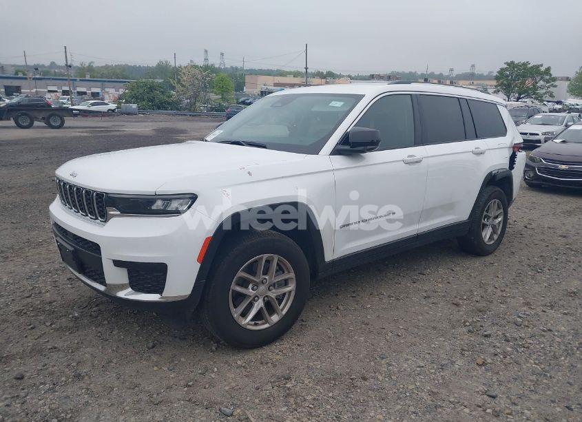 Photo 2 of 2023 Jeep Grand CHEROKEE L LAREDO 4X4 (VIN 1C4RJKAG3P8729567)