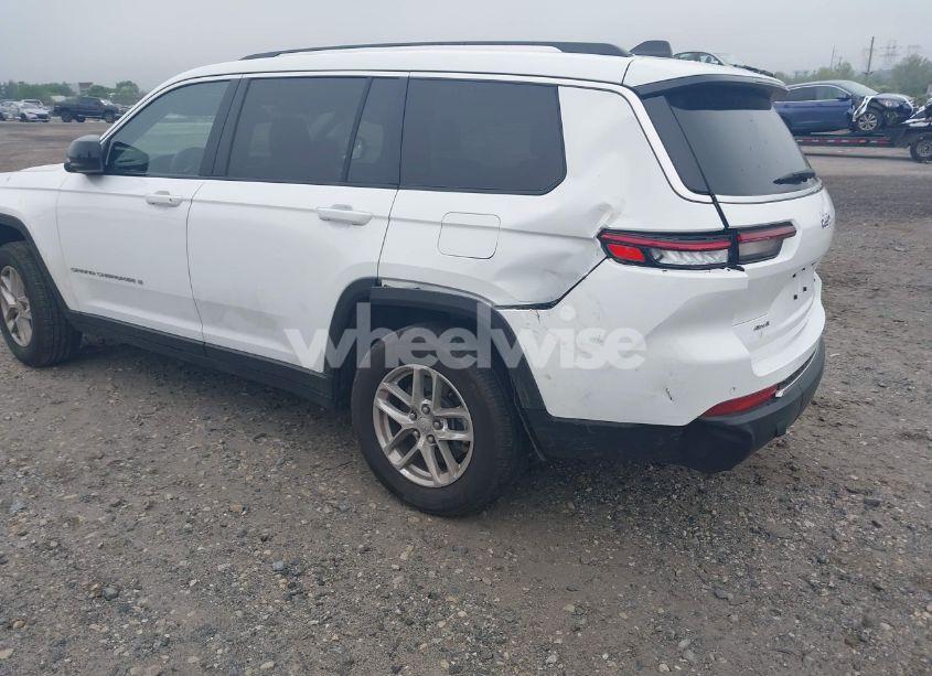 Photo 3 of 2023 Jeep Grand CHEROKEE L LAREDO 4X4 (VIN 1C4RJKAG3P8729567)
