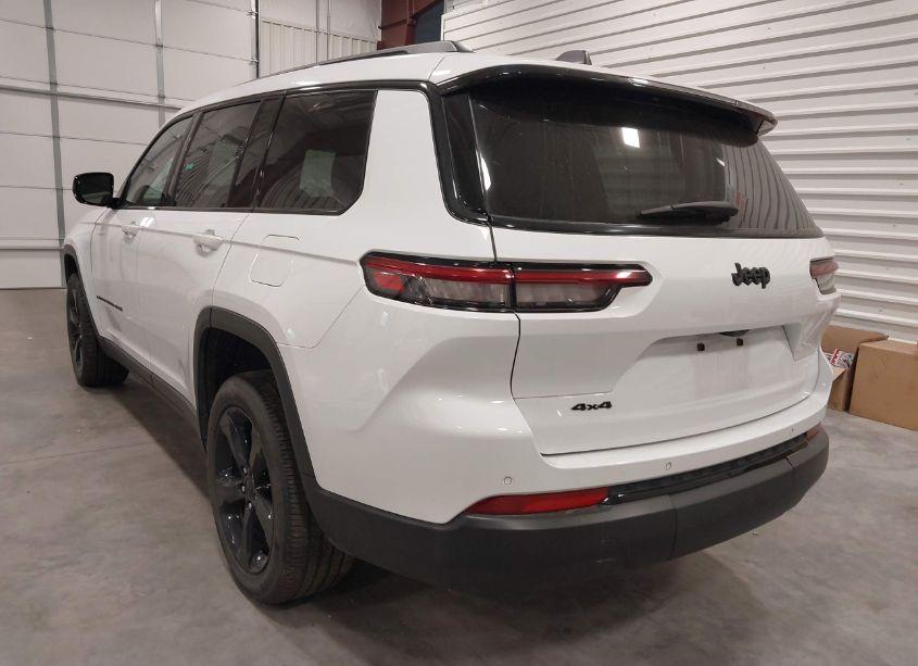 Photo 3 of 2023 Jeep Grand CHEROKEE L LAREDO/L ALTITUDE (VIN 1C4RJKAG3P8884796)