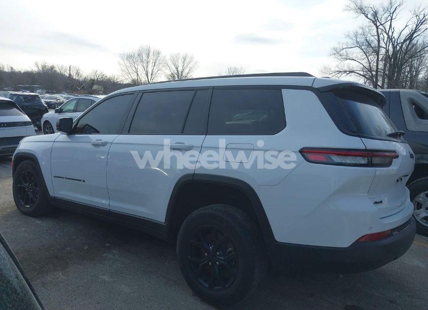 Photo 15 of 2024 Jeep Grand CHEROKEE L ALTITUDE 4X4 (VIN 1C4RJKAG3R8549024)