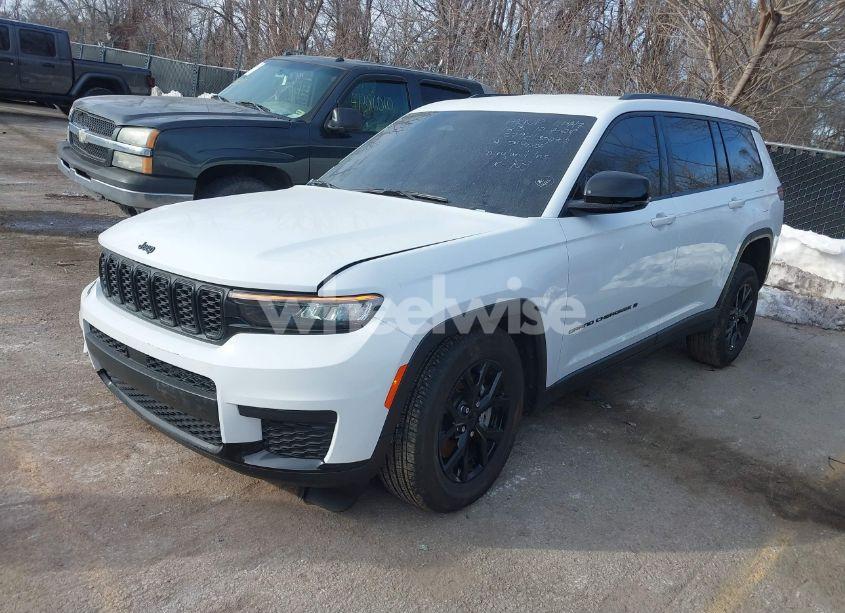 Photo 2 of 2024 Jeep Grand CHEROKEE L ALTITUDE 4X4 (VIN 1C4RJKAG3R8549024)