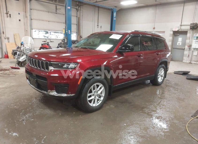 Photo 2 of 2021 Jeep Grand CHEROKEE L LAREDO 4X4 (VIN 1C4RJKAG4M8169893)