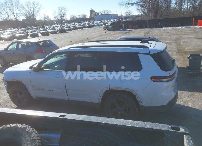 Photo 14 of 2023 Jeep Grand CHEROKEE L ALTITUDE 4X4 (VIN 1C4RJKAG4P8809069)