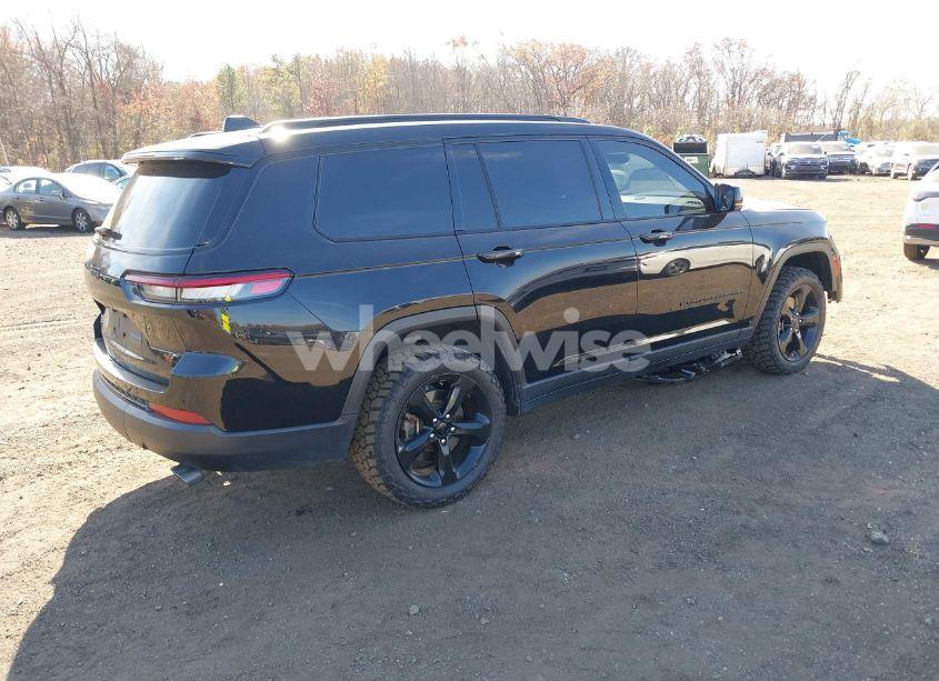 Photo 4 of 2021 Jeep Grand CHEROKEE L ALTITUDE 4X4/LAREDO 4X4 (VIN 1C4RJKAG5MH182037)