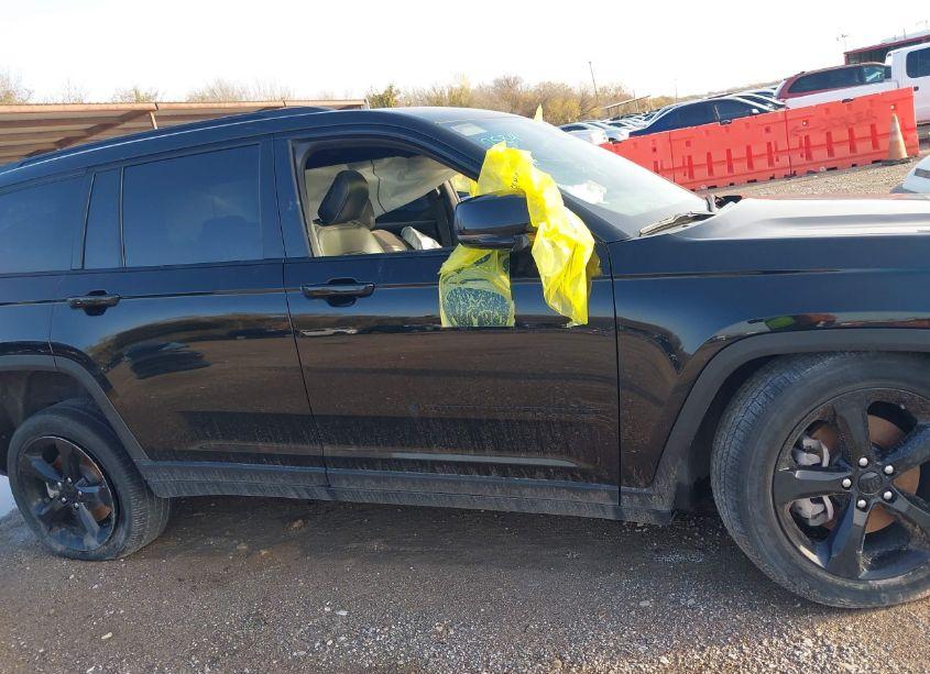 Photo 13 of 2023 Jeep Grand CHEROKEE L ALTITUDE 4X4 (VIN 1C4RJKAG6P8822633)