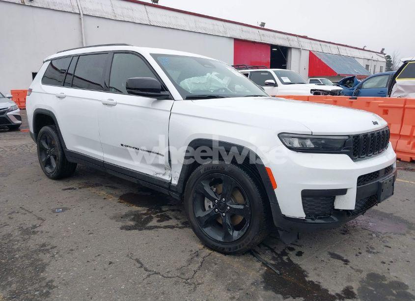 2023 Jeep Grand CHEROKEE L ALTITUDE 4X4 (VIN 1C4RJKAG6P8824379) main photo