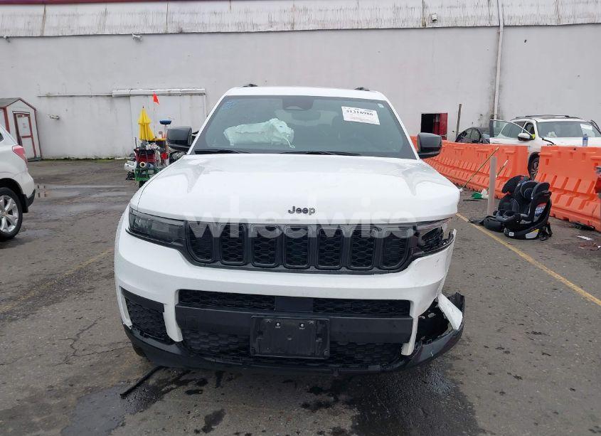 Photo 13 of 2023 Jeep Grand CHEROKEE L ALTITUDE 4X4 (VIN 1C4RJKAG6P8824379)
