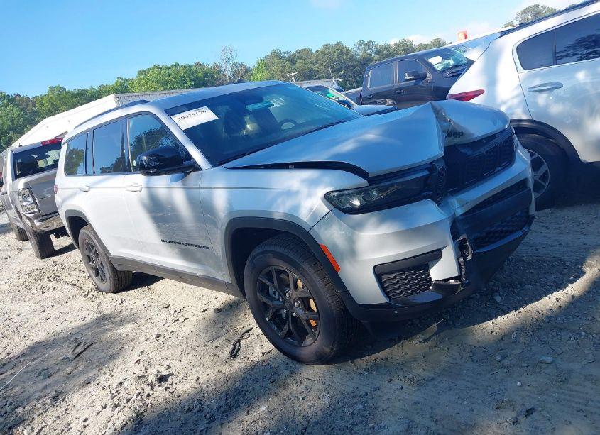 2024 Jeep Grand CHEROKEE L ALTITUDE 4X4 (VIN 1C4RJKAG6R8507673) main photo