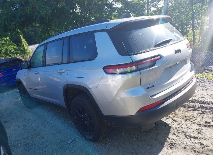 Photo 3 of 2024 Jeep Grand CHEROKEE L ALTITUDE 4X4 (VIN 1C4RJKAG6R8507673)