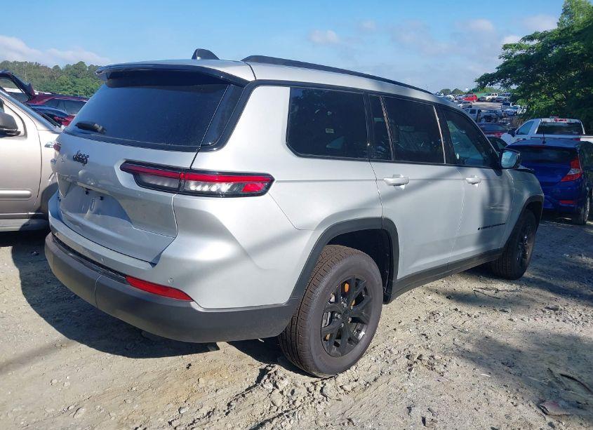 Photo 4 of 2024 Jeep Grand CHEROKEE L ALTITUDE 4X4 (VIN 1C4RJKAG6R8507673)