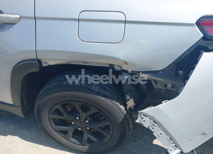 Photo 17 of 2024 Jeep Grand CHEROKEE L ALTITUDE 4X4 (VIN 1C4RJKAG6R8548904)