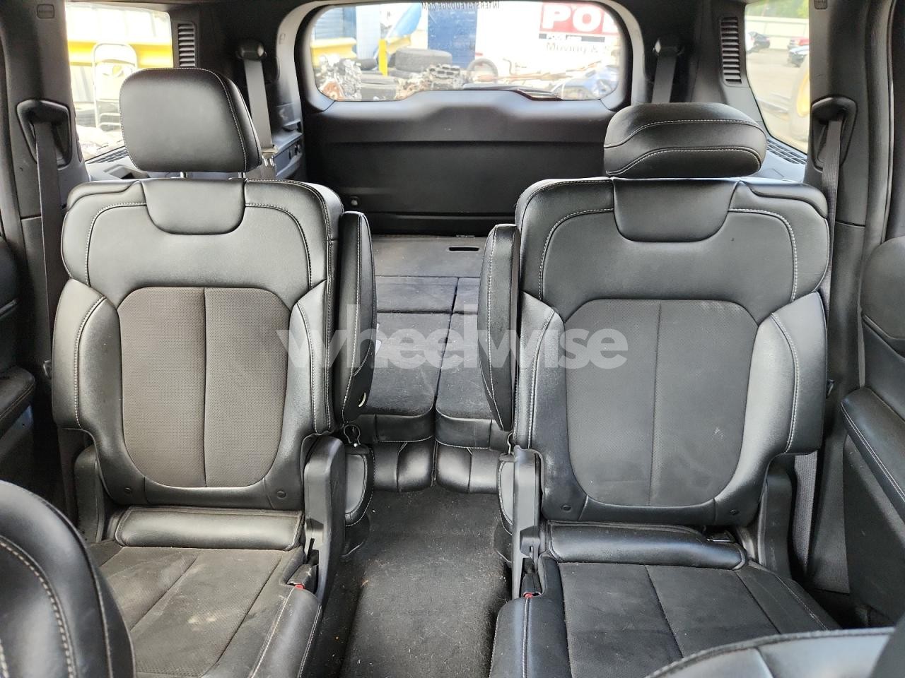 Photo 10 of 2024 JEEP GRAND CHEROKEE L LAREDO (VIN 1C4RJKAG6R8595818)