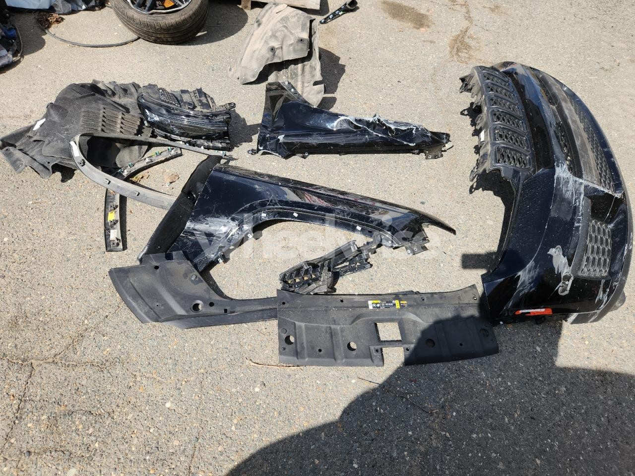 Photo 13 of 2024 JEEP GRAND CHEROKEE L LAREDO (VIN 1C4RJKAG6R8595818)