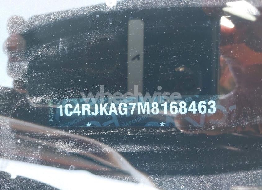 Photo 9 of 2021 Jeep Grand CHEROKEE L LAREDO 4X4 (VIN 1C4RJKAG7M8168463)